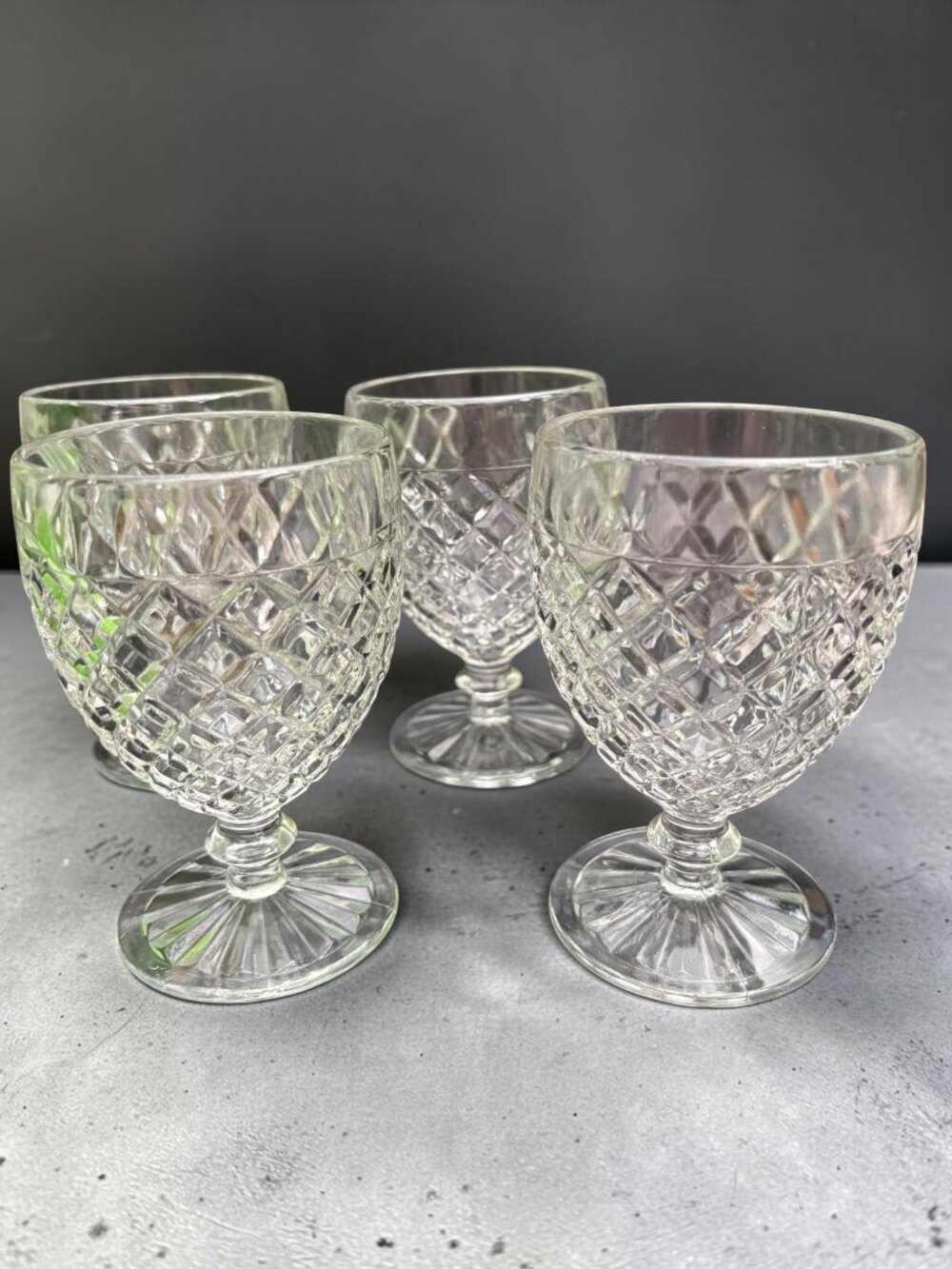 Set Of 4 Vintage Clear Pressed Glass Goblets With Diamond Pattern Anchor Hocking